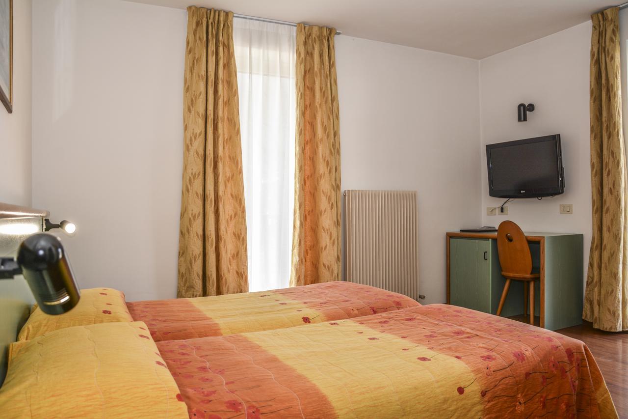 Hotel Sport П'єве-ді-Ледро Екстер'єр фото