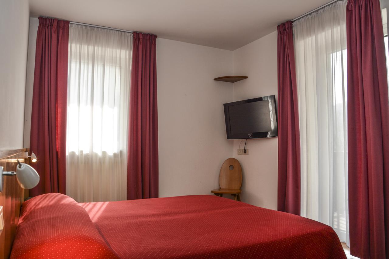 Hotel Sport П'єве-ді-Ледро Екстер'єр фото